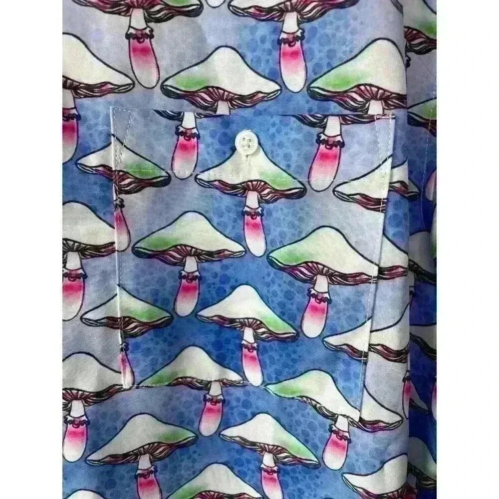 WESC Shroomspiracy Short Sleeve Button Shirt Men’s Medium - Picture 5 of 10